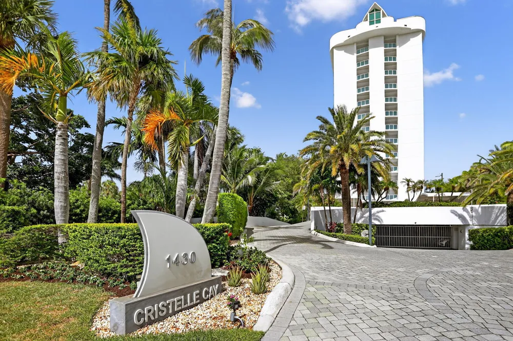 1430 S Ocean Blvd, Pompano Beach, FL 33062