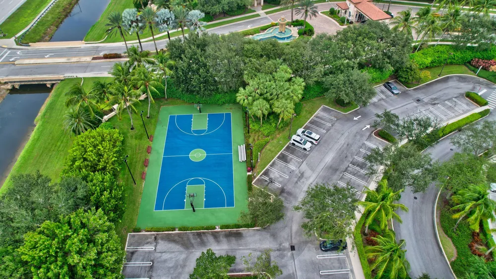 17921 Villa Club Way, Boca Raton, FL 33496