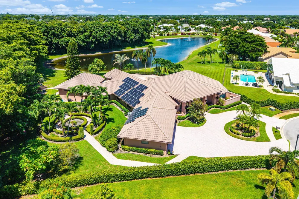 17595 Bocaire Pl, Boca Raton, FL 33487