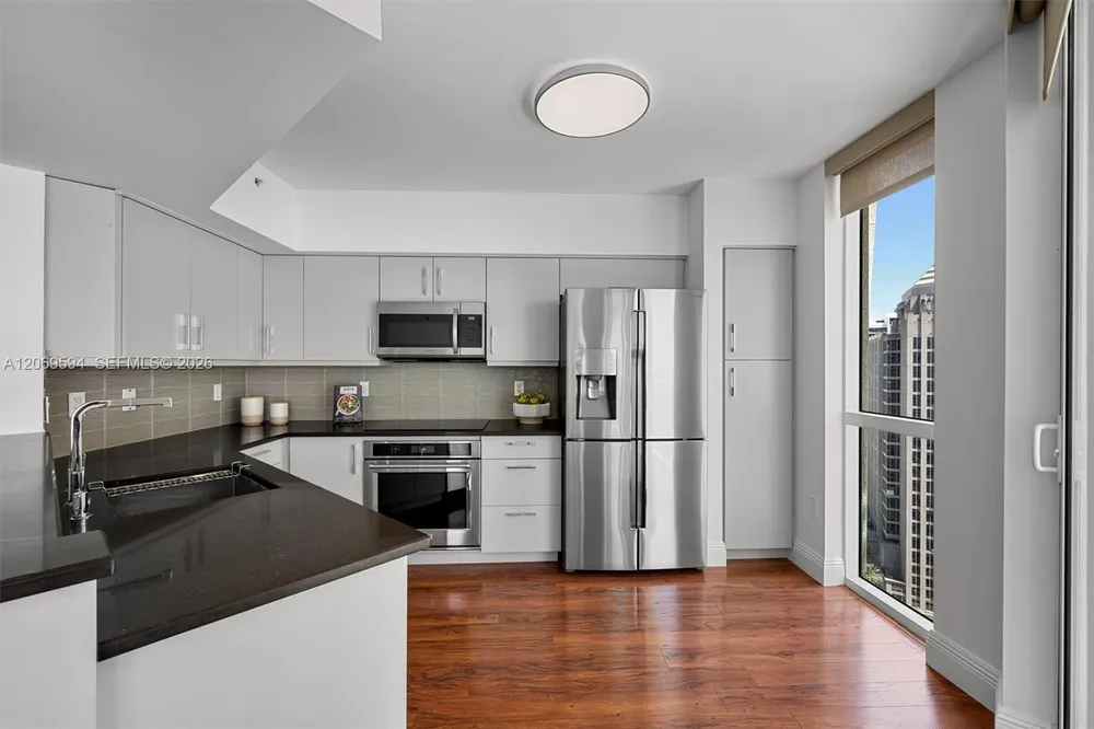 347 N New River Dr E, Fort Lauderdale, FL 33301
