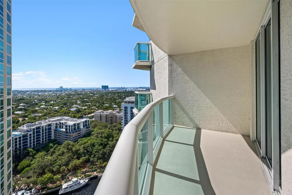 347 N New River Dr E, Fort Lauderdale, FL 33301