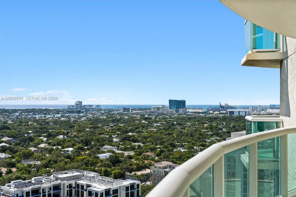 347 N New River Dr E, Fort Lauderdale, FL 33301