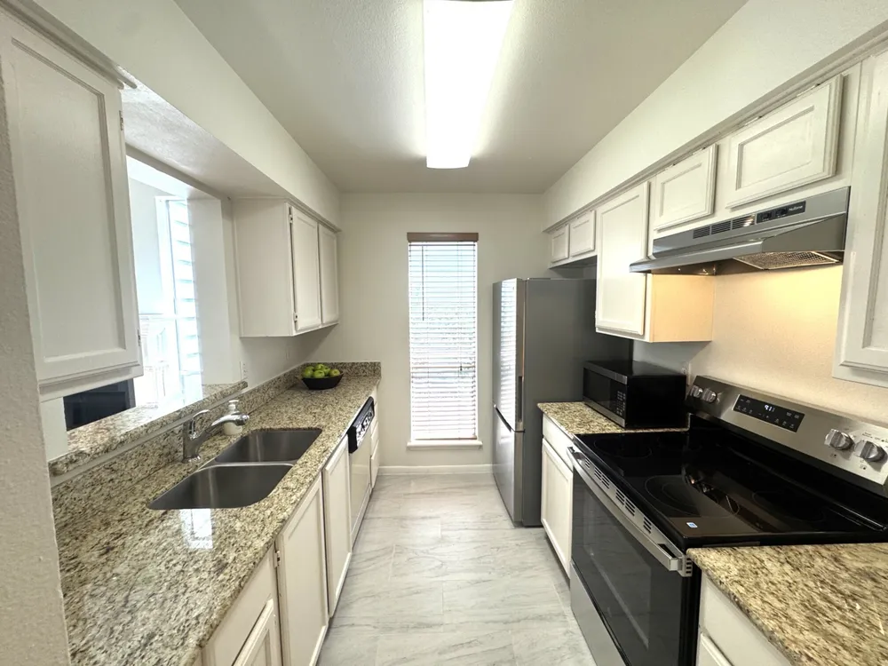 4225 Purdue St, Houston, TX 77005