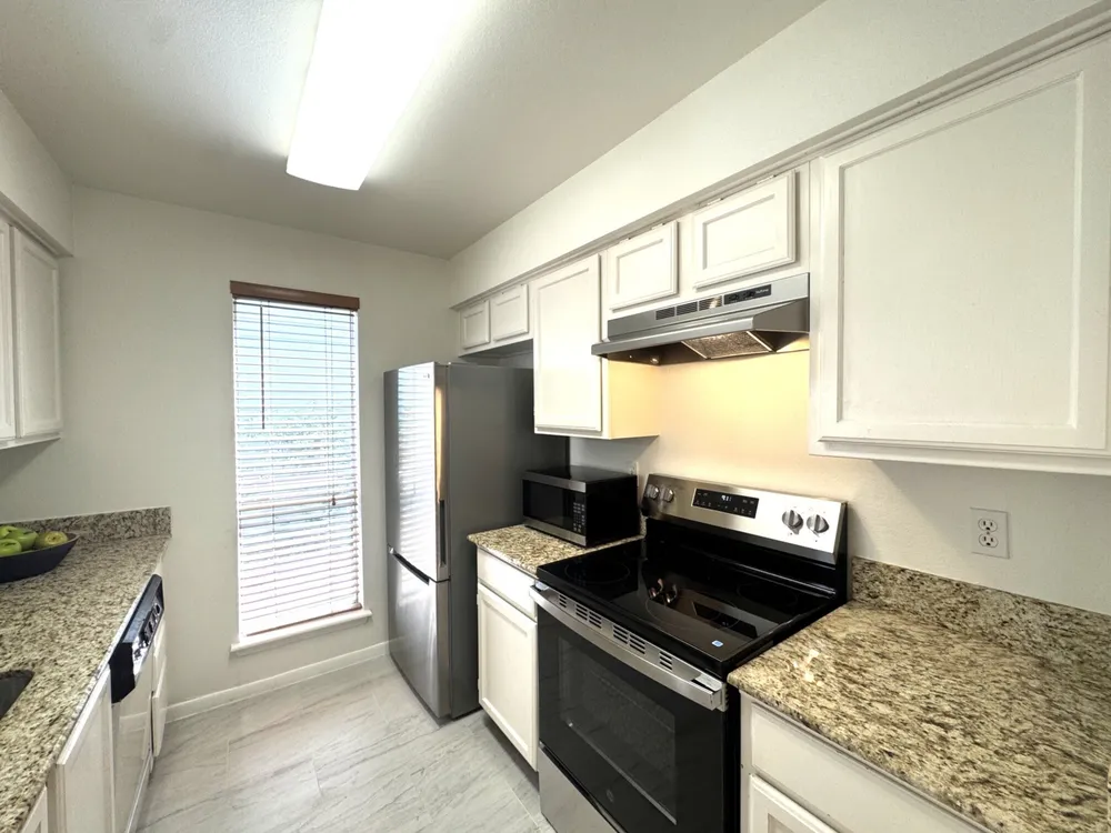 4225 Purdue St, Houston, TX 77005