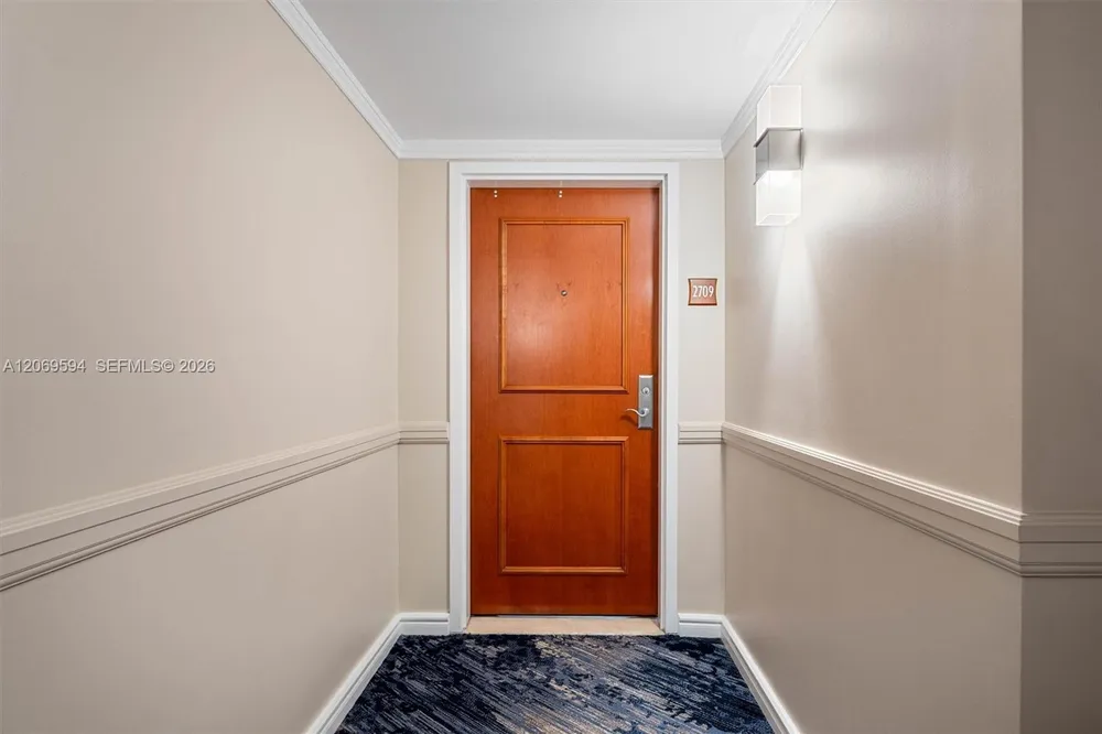 347 N New River Dr E, Fort Lauderdale, FL 33301