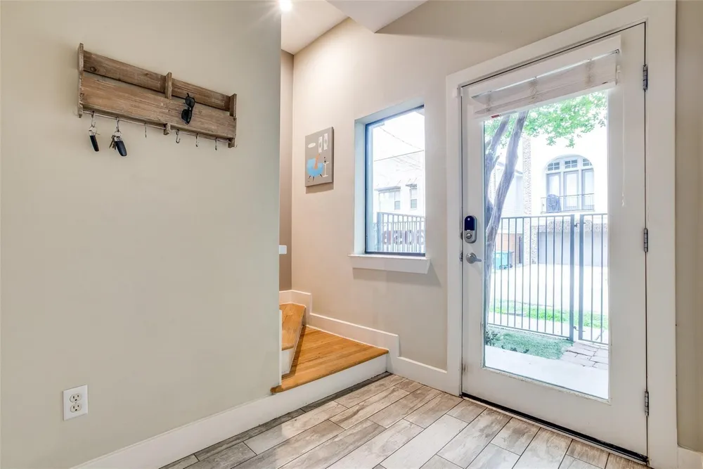 1605 Bonner St, Houston, TX 77007