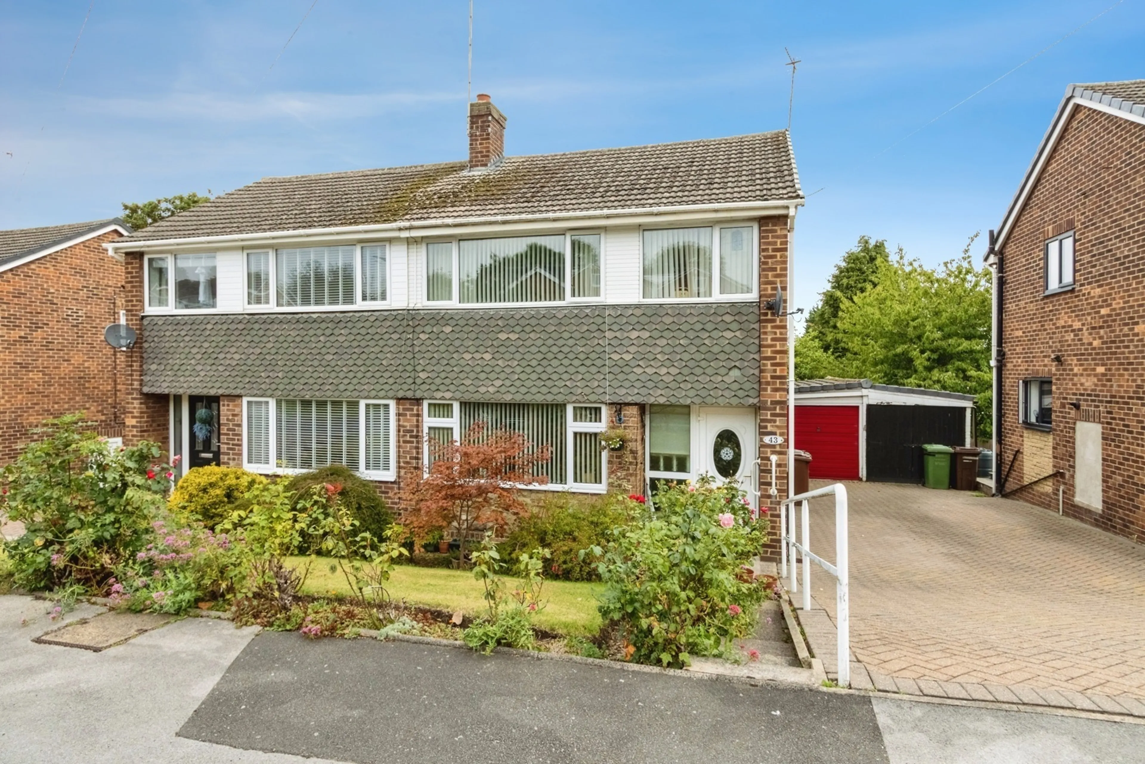Property photo 0