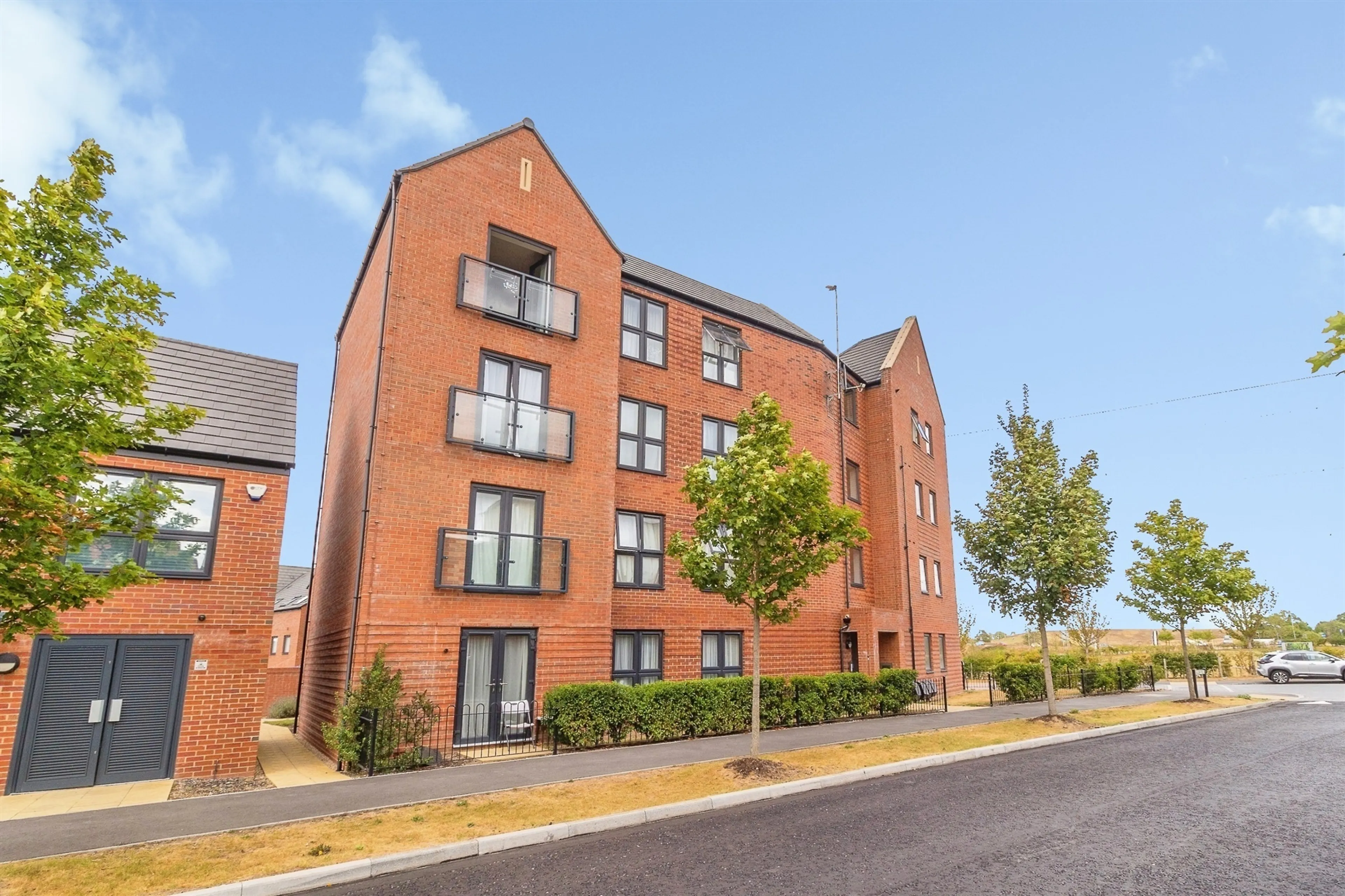 Property at Sallow Field, Houghton Regis, Dunstable