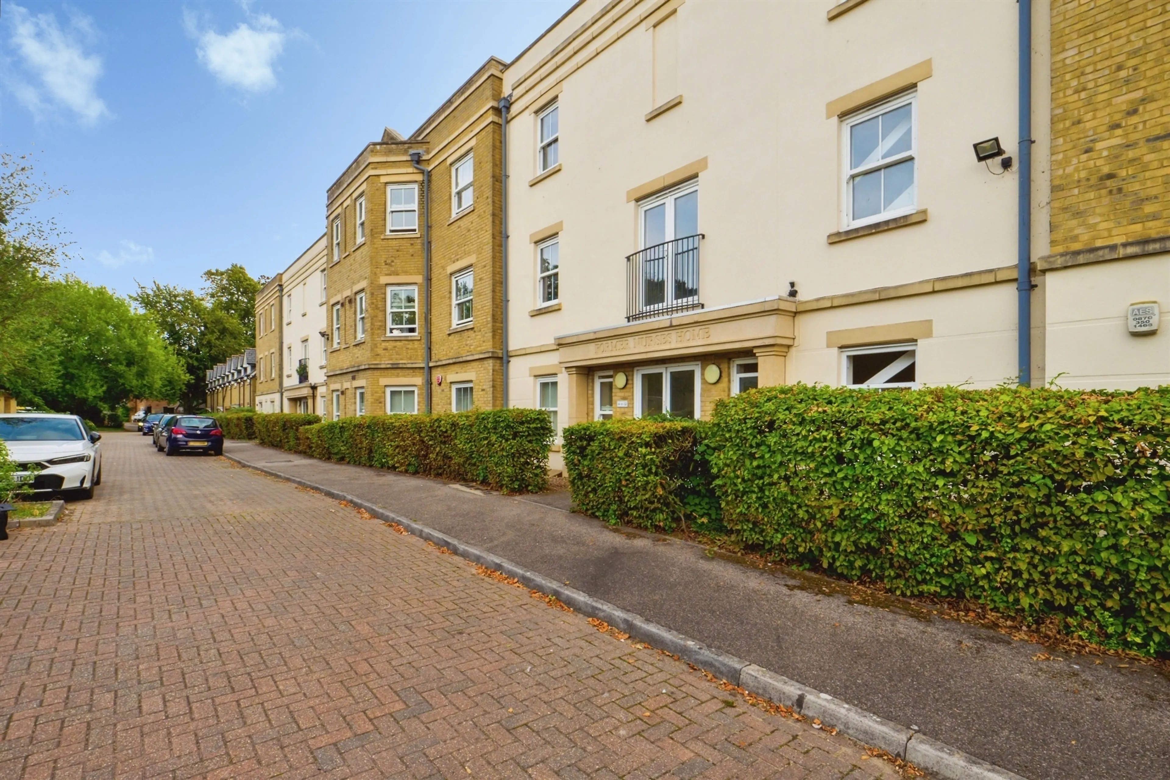 Property photo 0