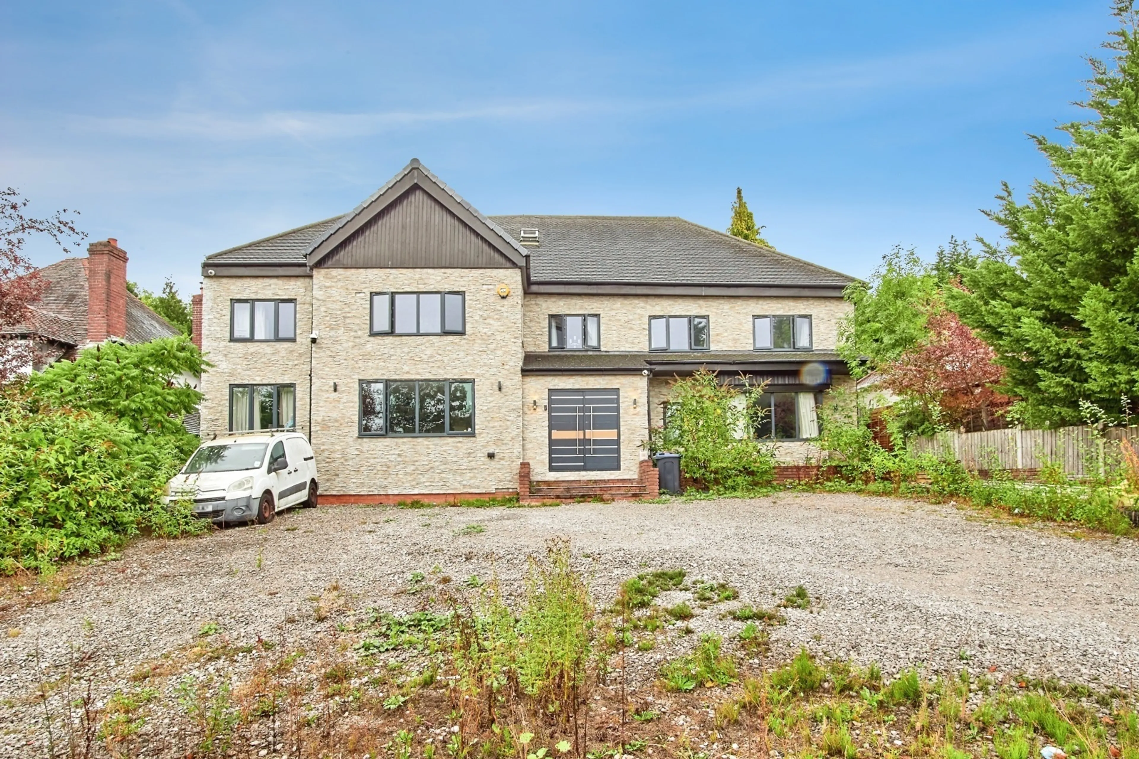 Property photo 0