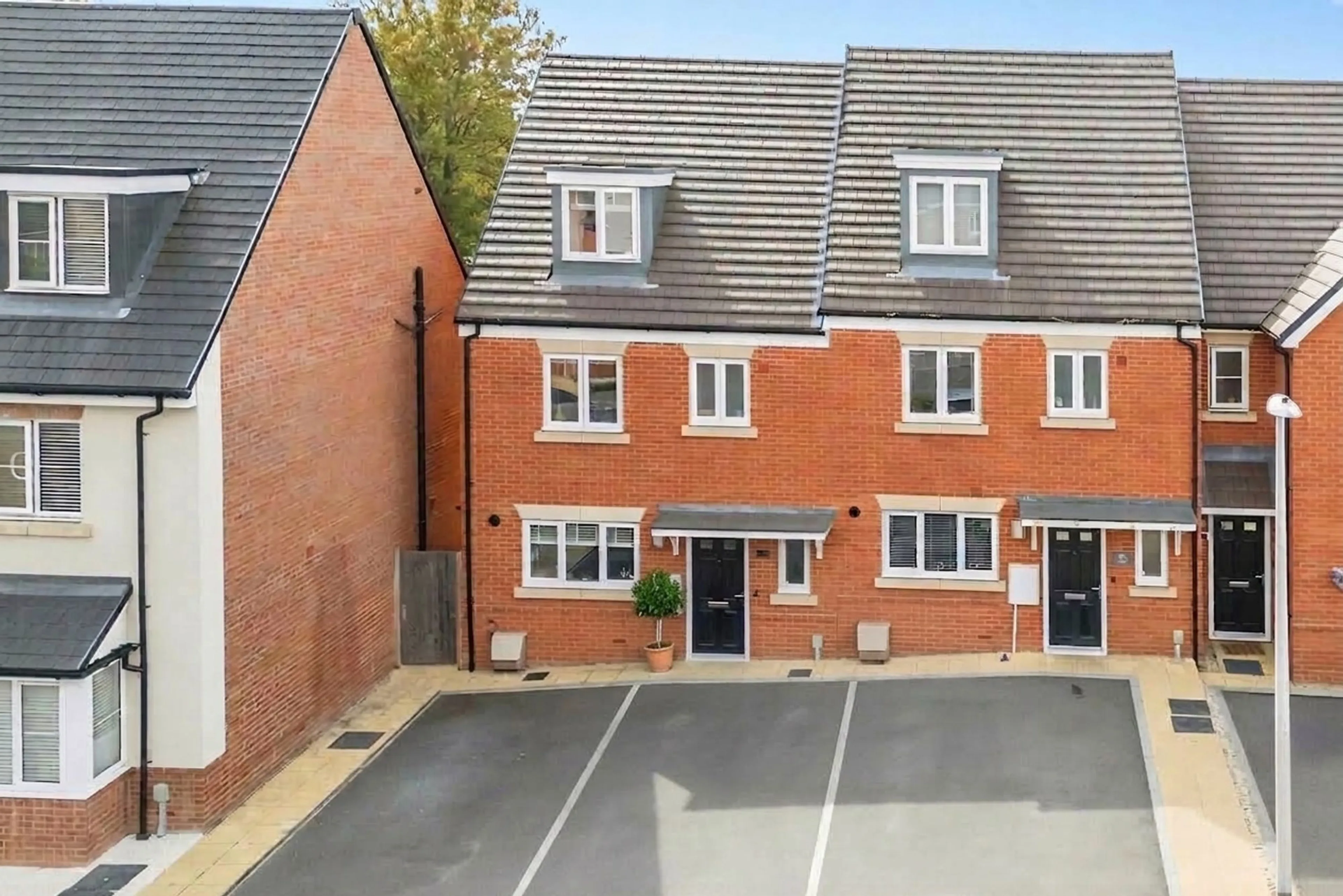 Property at Garrett Drive, Shinfield, RG2