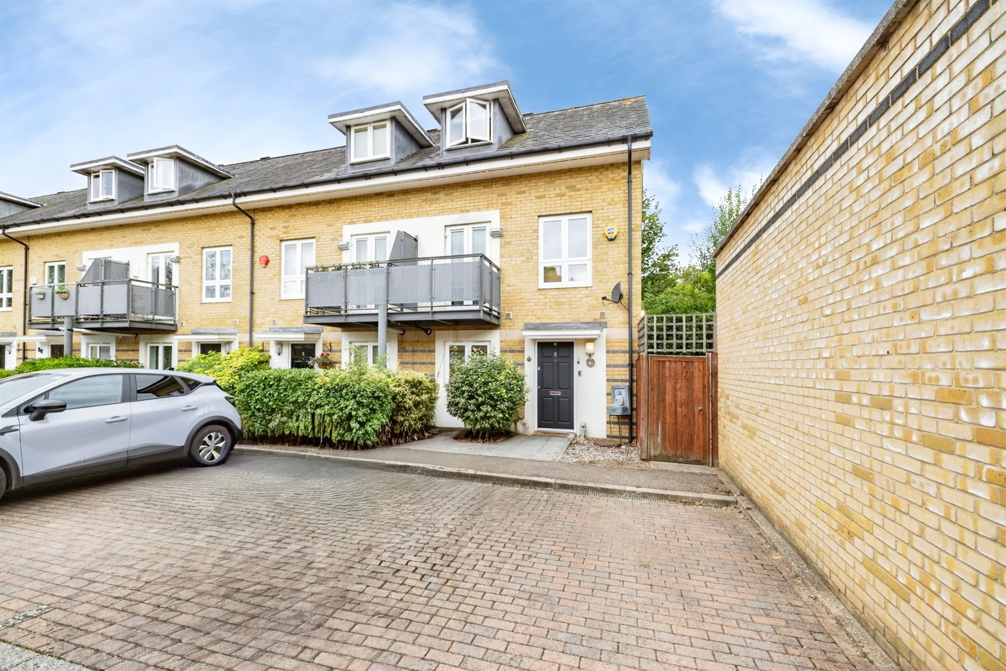 Property at Hugo Close, Watford