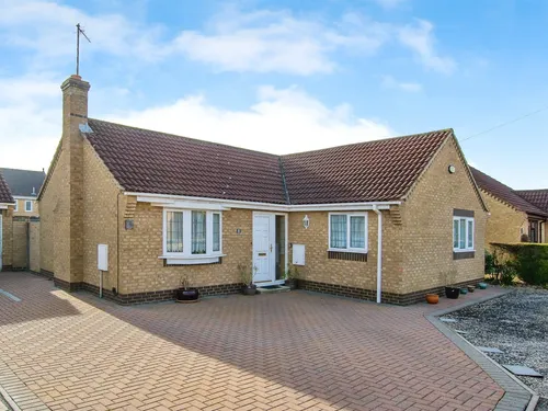 Field Rise, Yaxley, Peterboroughphoto