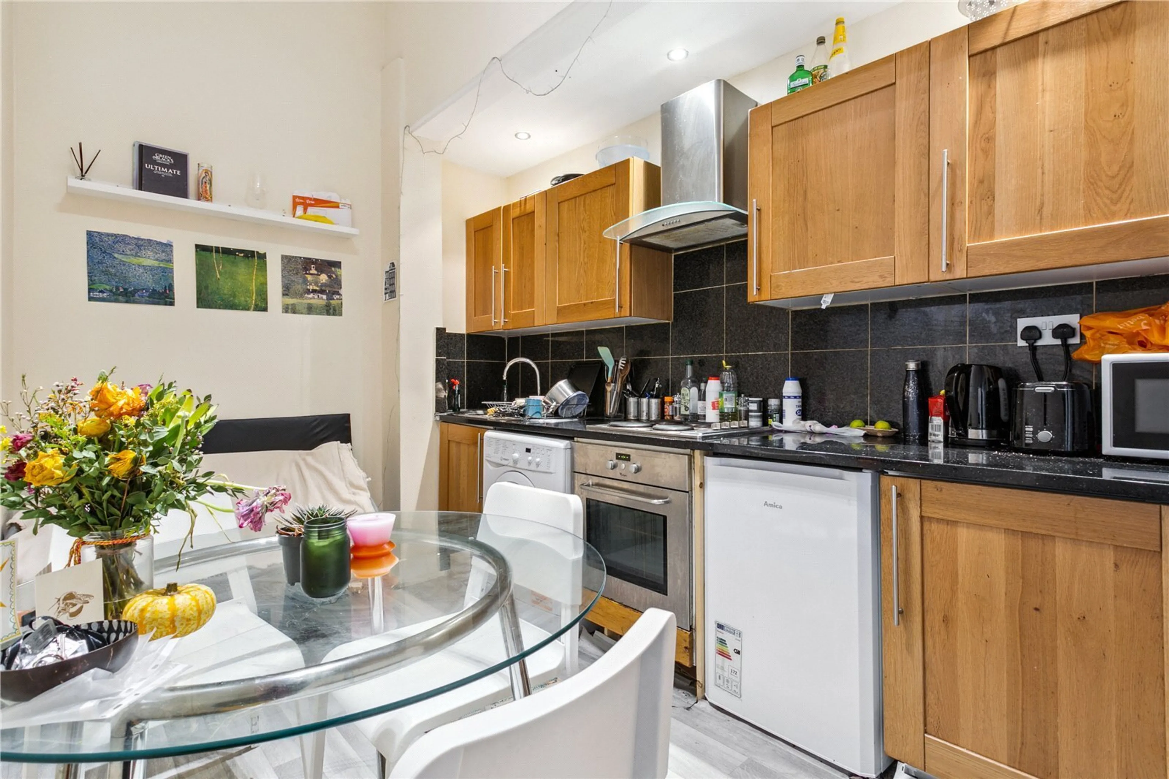 Photo 0
