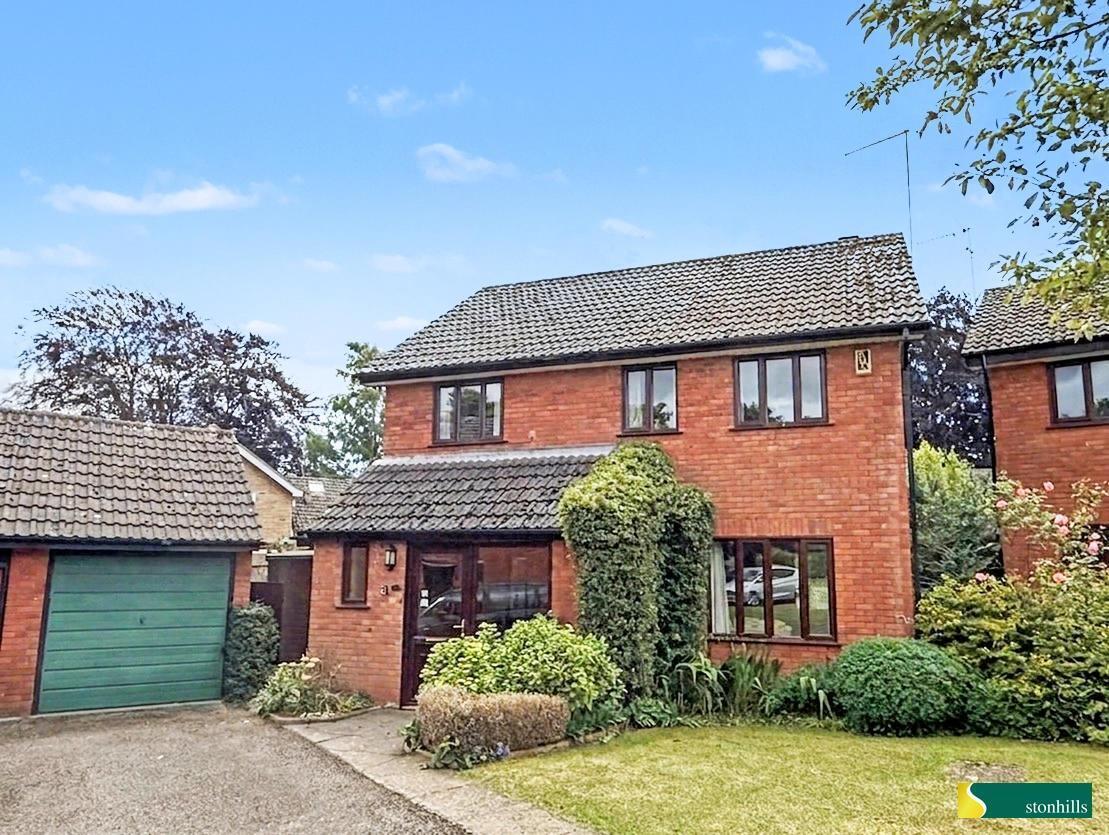 Berkeley Close, Northampton Image 1