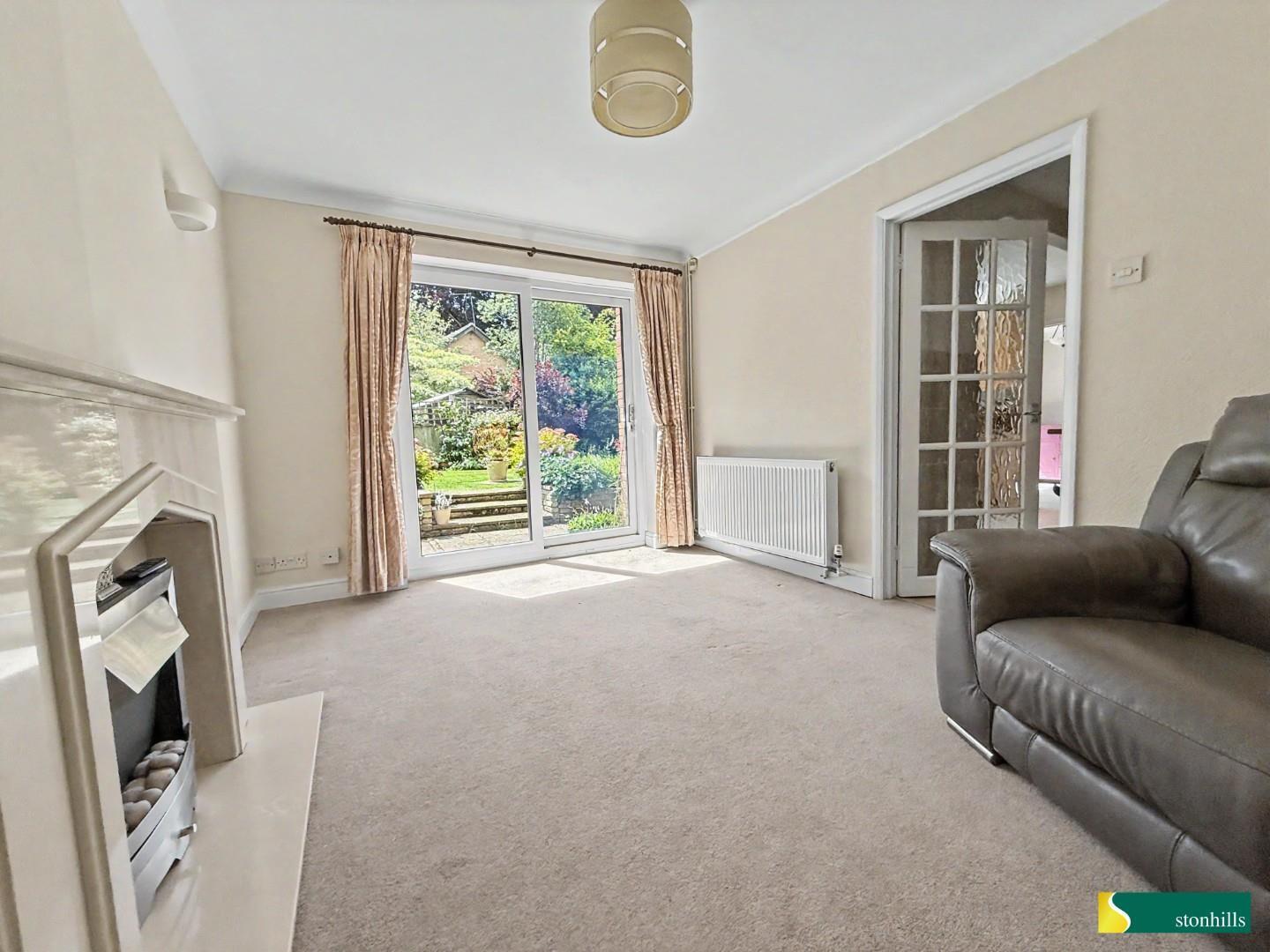 Berkeley Close, Northampton Image 8