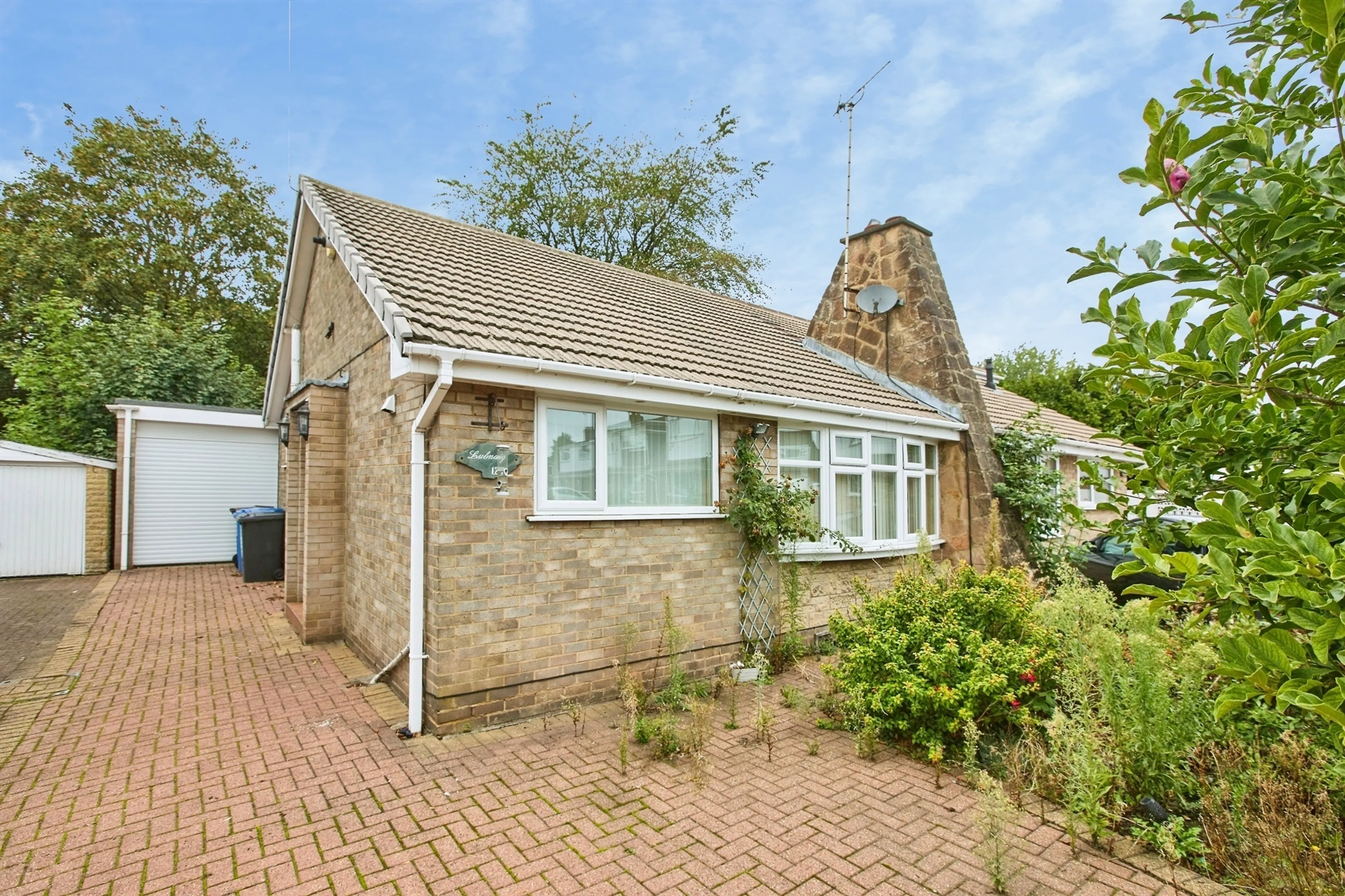 Property photo 0