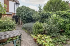 Mortlake High Street, London, SW14 photo 8