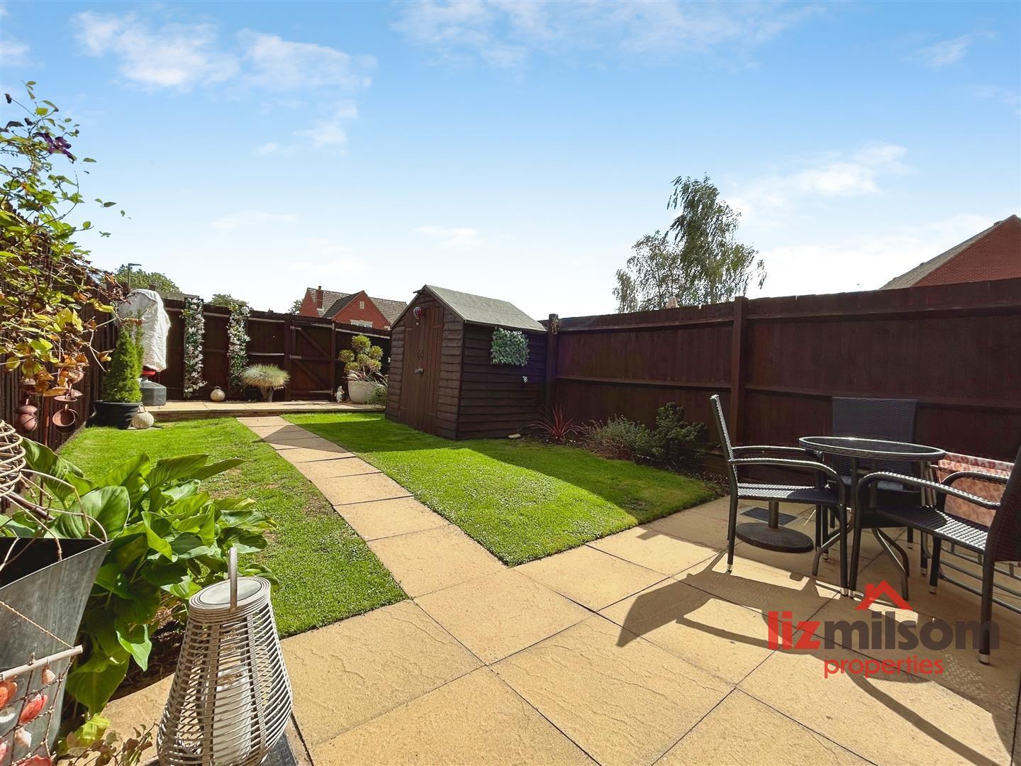 Queen Victoria Drive, Swadlincote Image 2