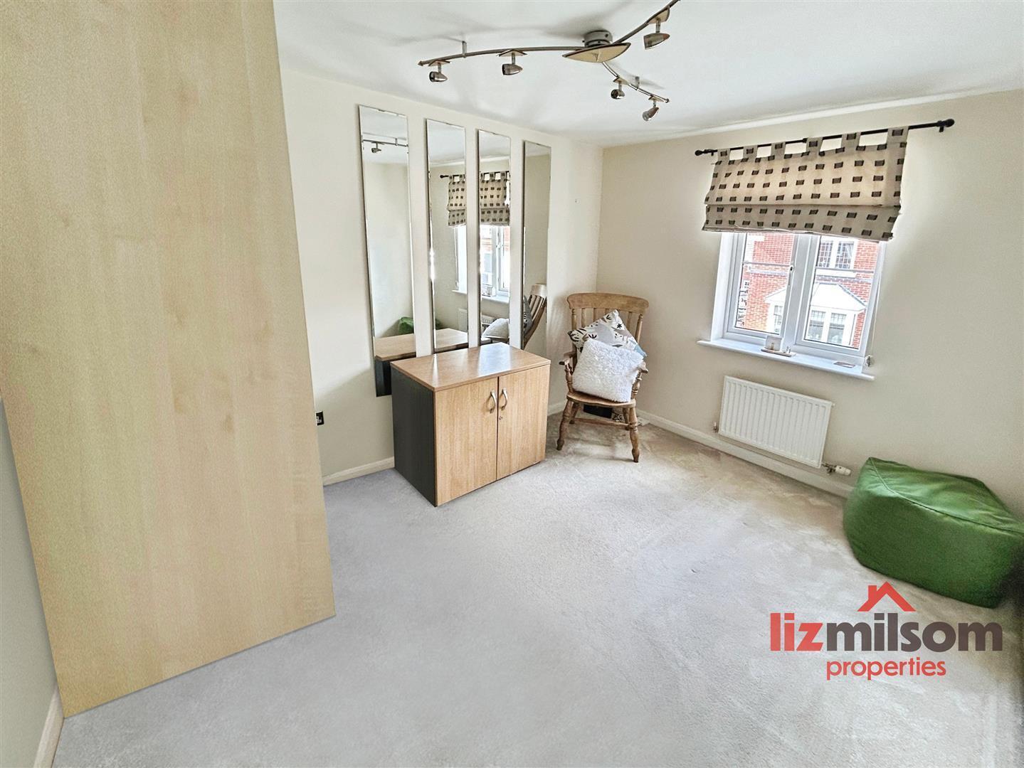 Queen Victoria Drive, Swadlincote Image 14
