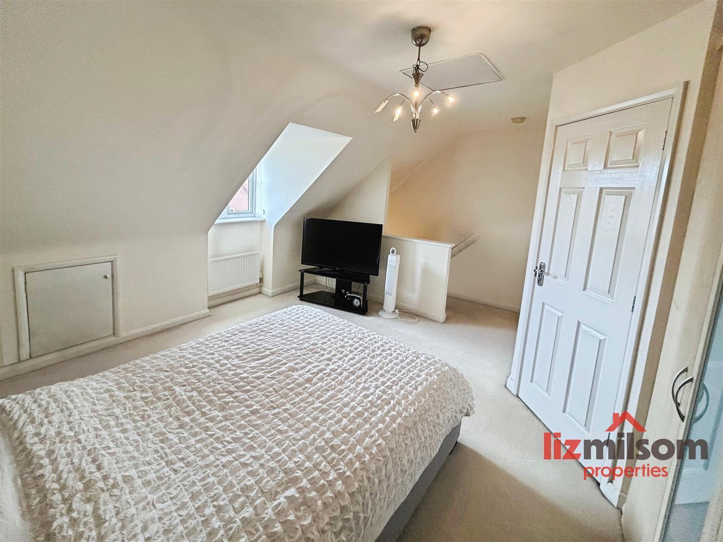 Queen Victoria Drive, Swadlincote Image 18