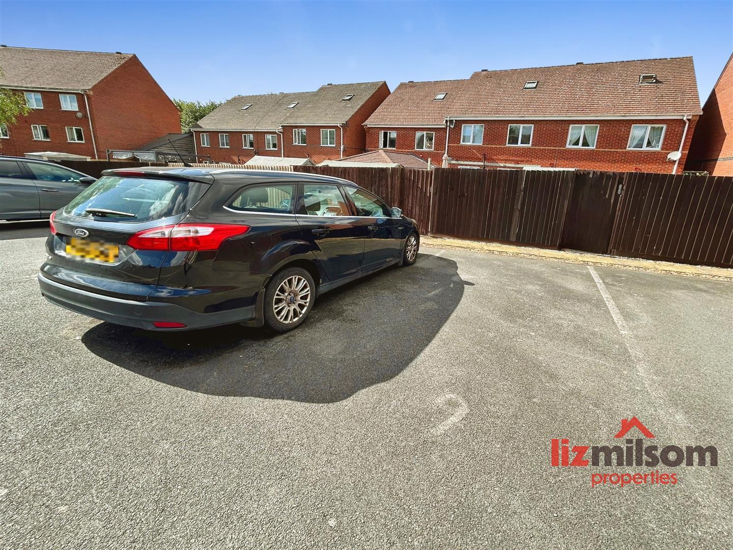 Queen Victoria Drive, Swadlincote Image 25