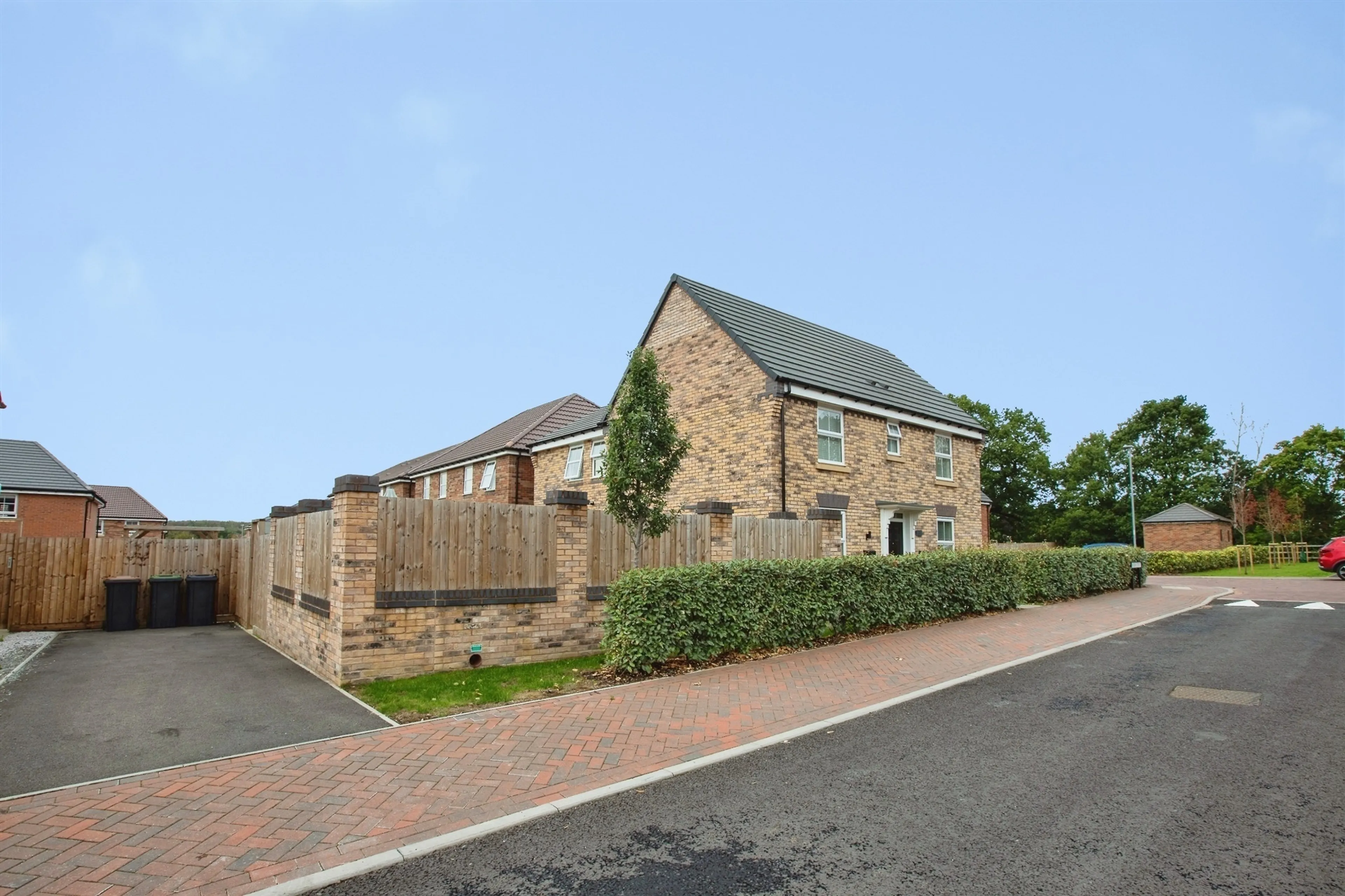 Property photo 0