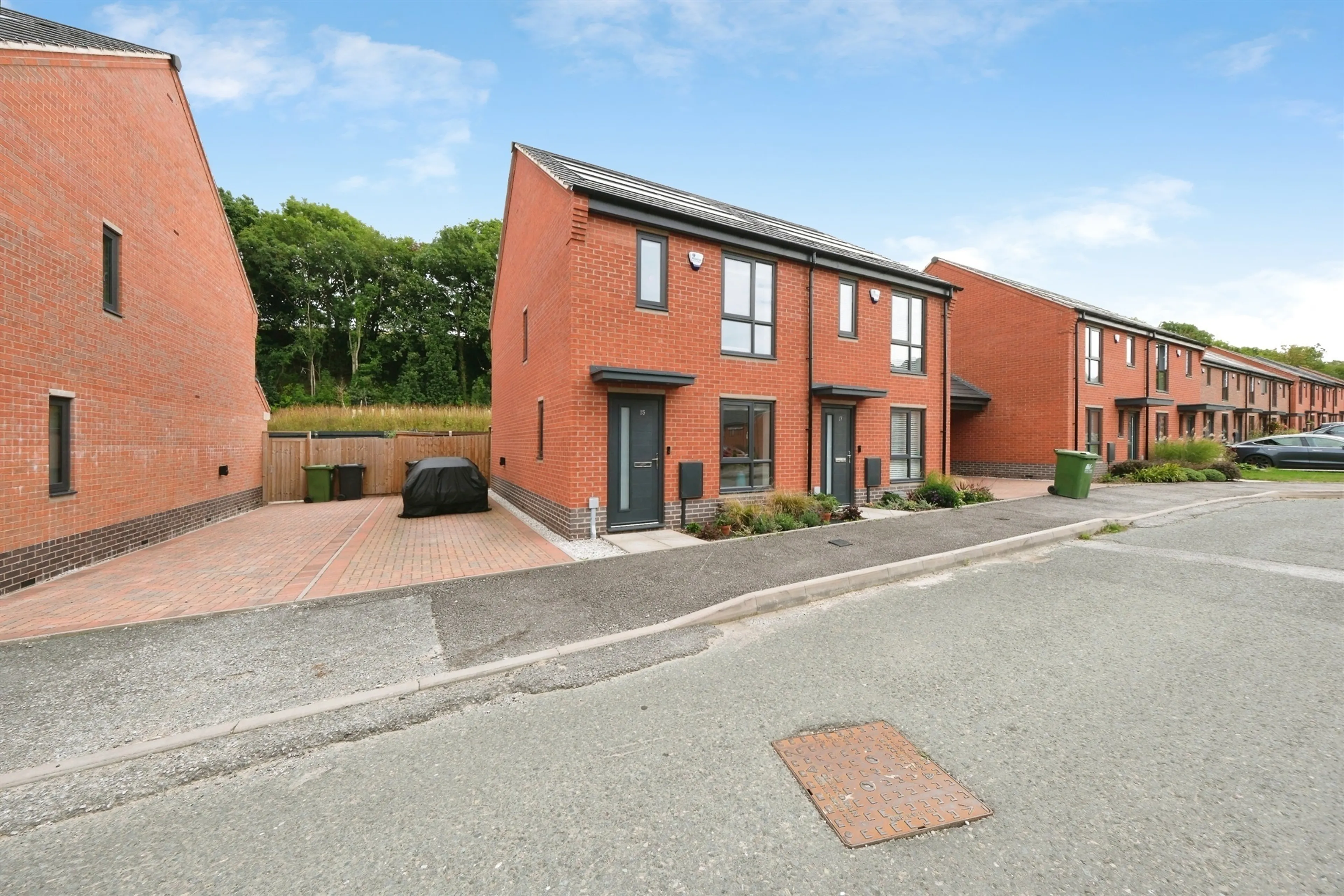 Property photo 0