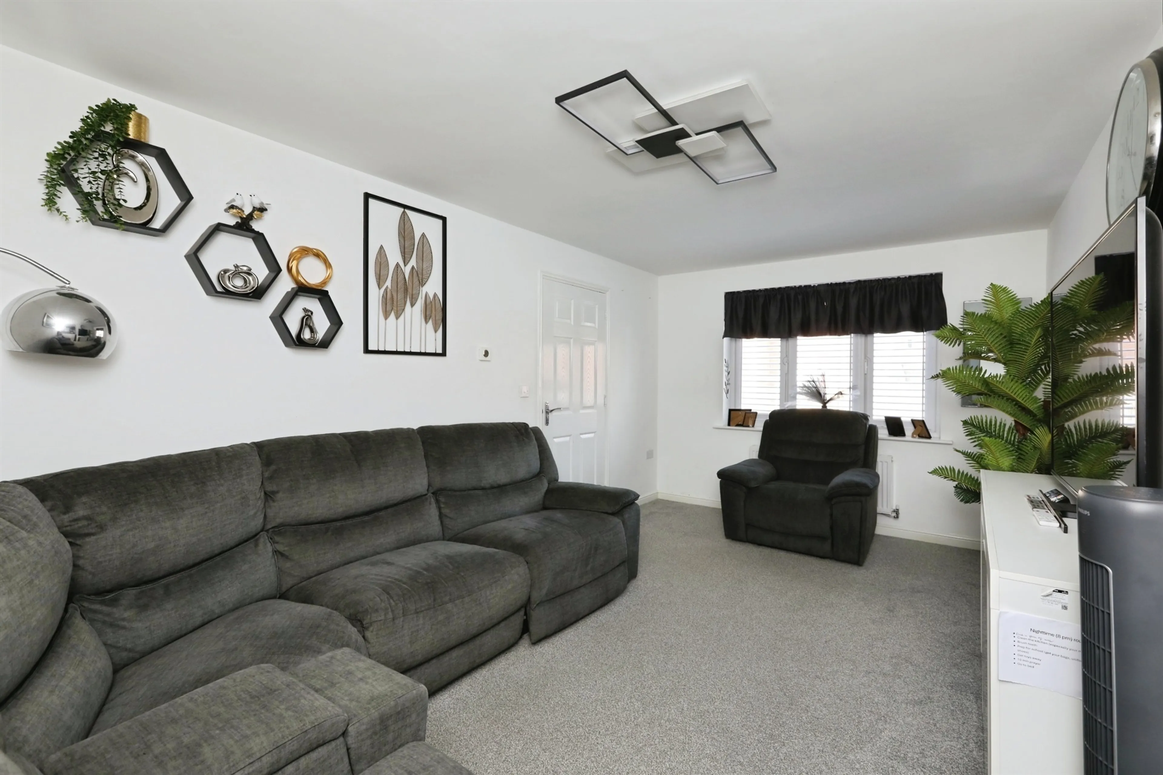 Property at Cloverleaf Court, Rhodesia, WORKSOP