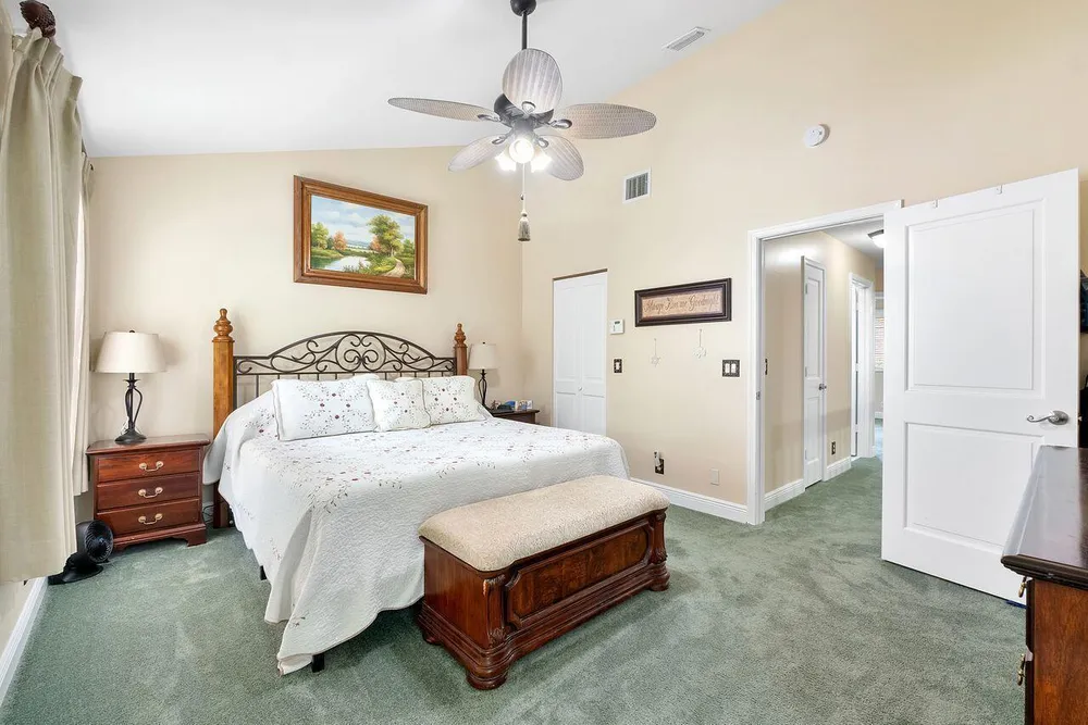 11606 NW 19th Dr, Coral Springs, FL 33071