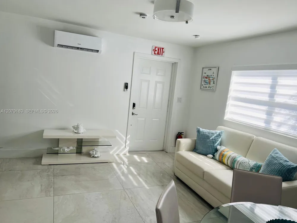 841 S 24th Ave, Hollywood, FL 33020