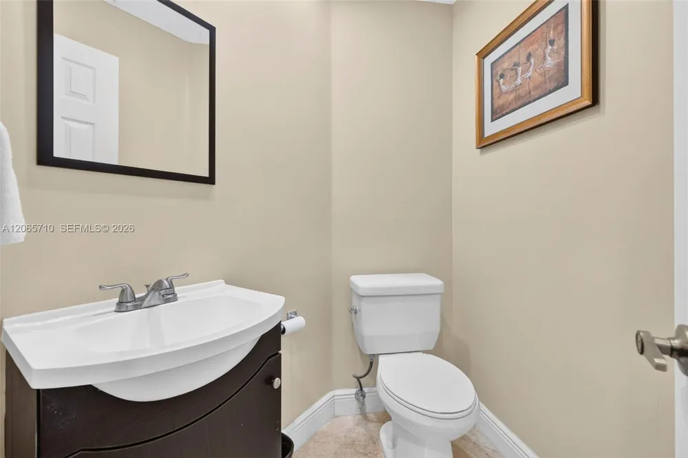 581 NW 110th Ave, Plantation, FL 33324