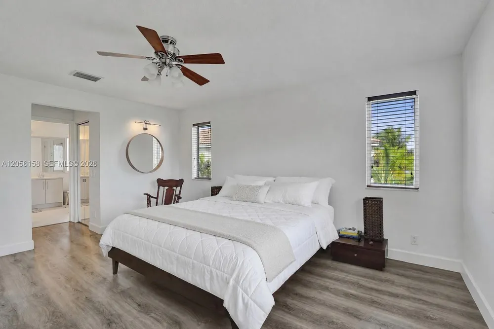 1216 Chinaberry Dr, Weston, FL 33327