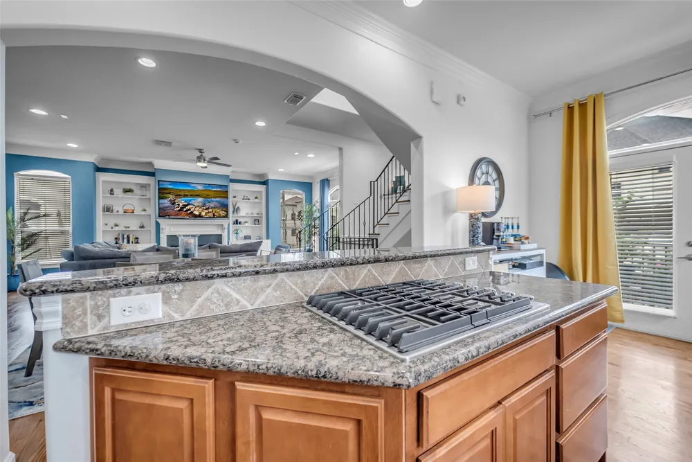 5501 Petty St, Houston, TX 77007