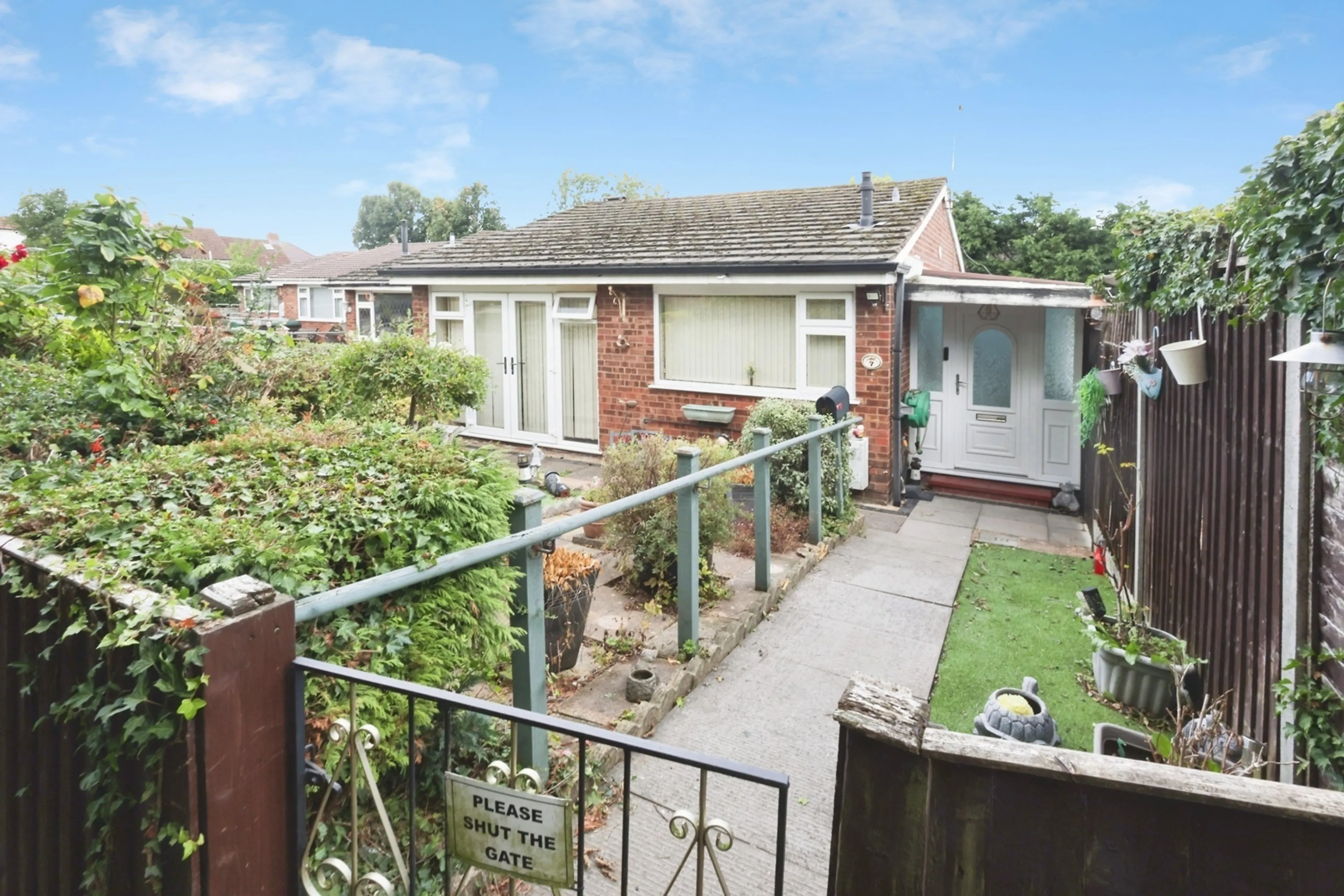 Property photo 0