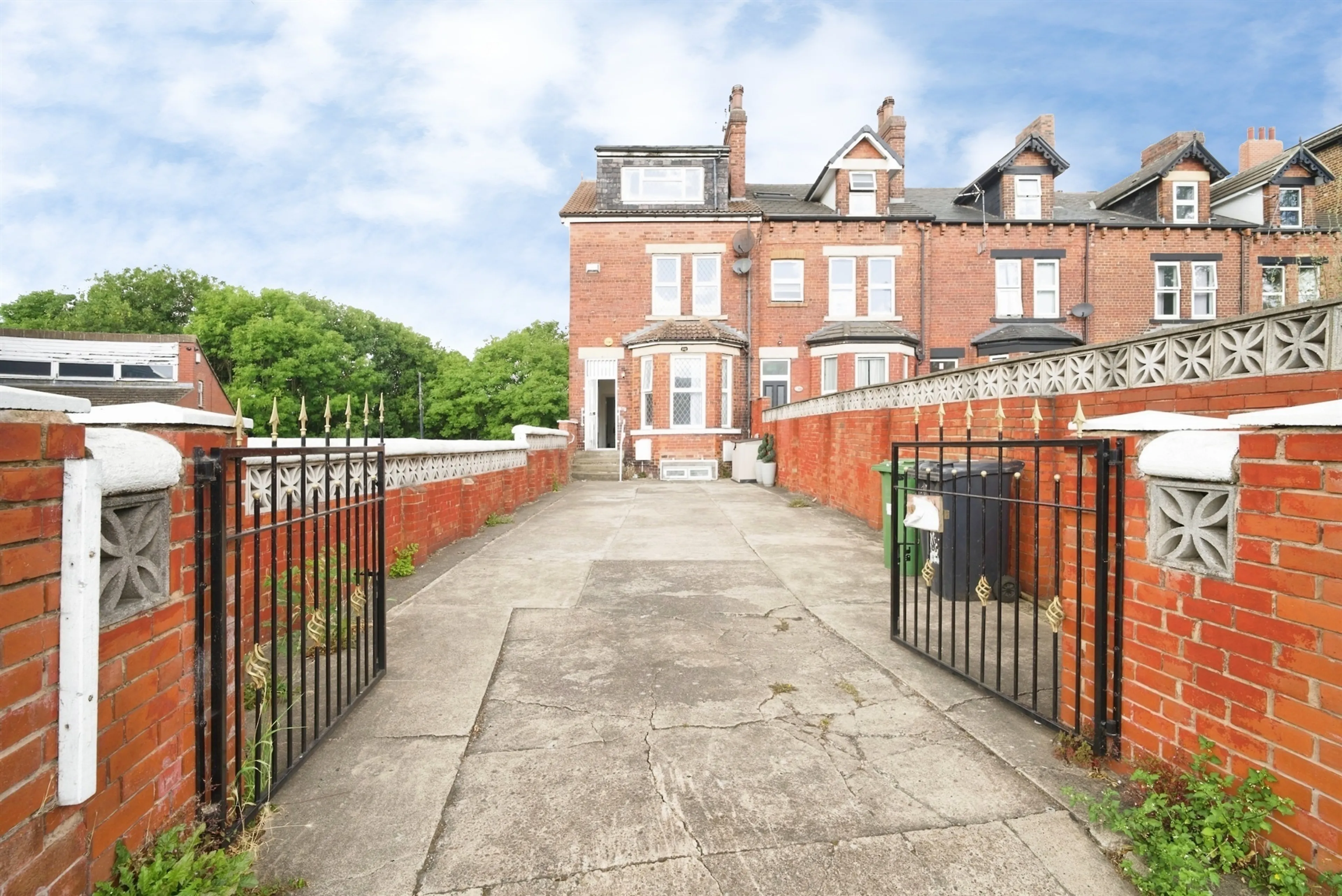 Property photo 0