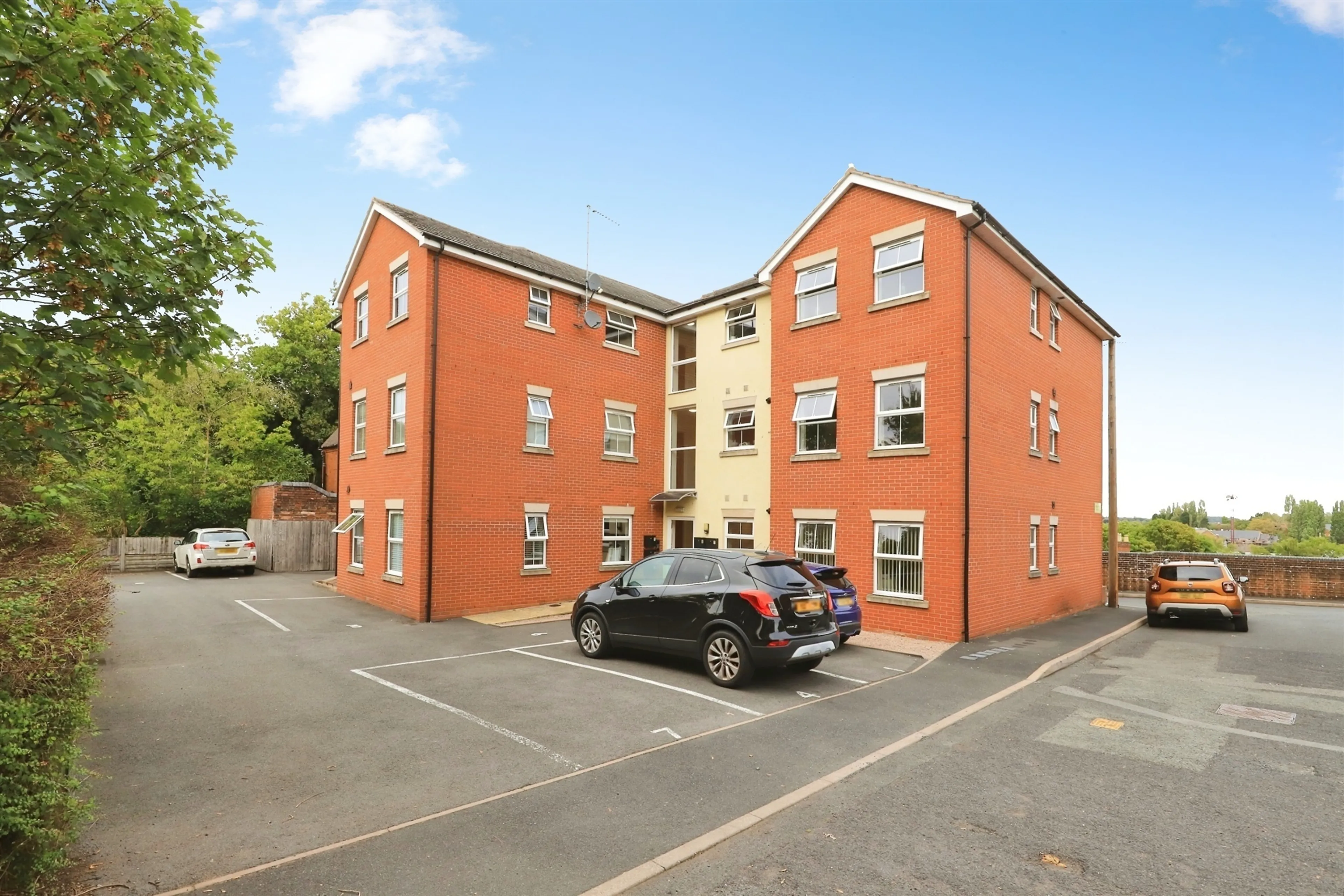 Property photo 0