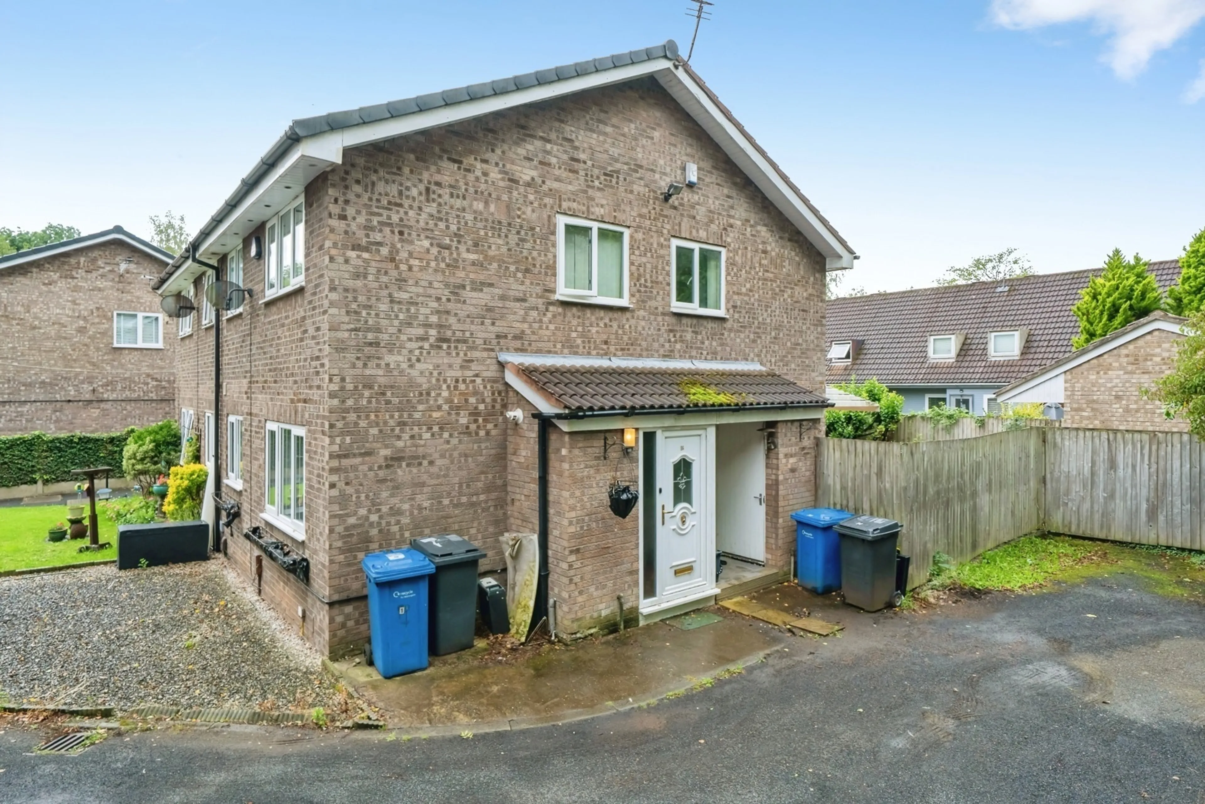 Property photo 0