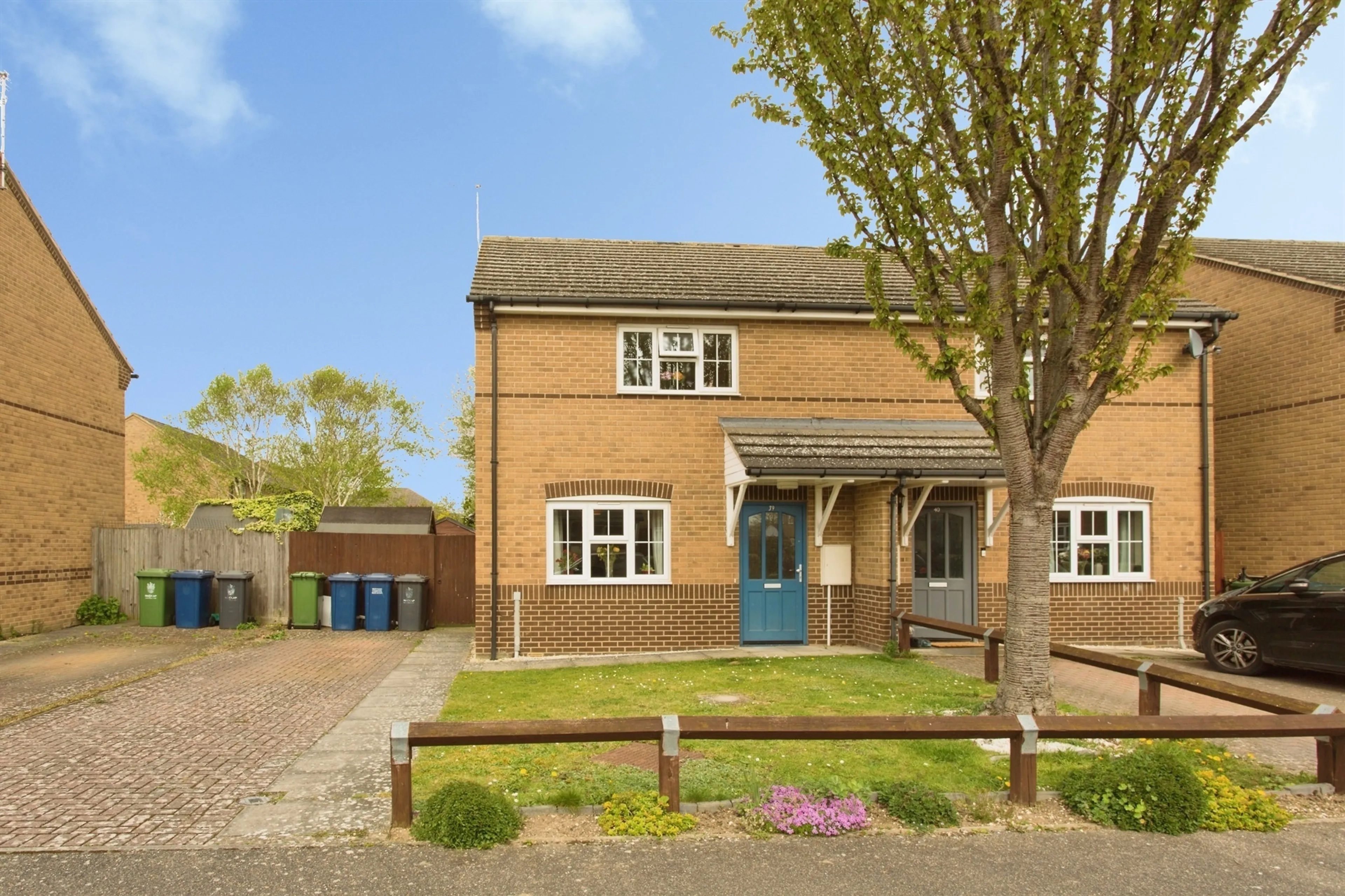 Property photo 0