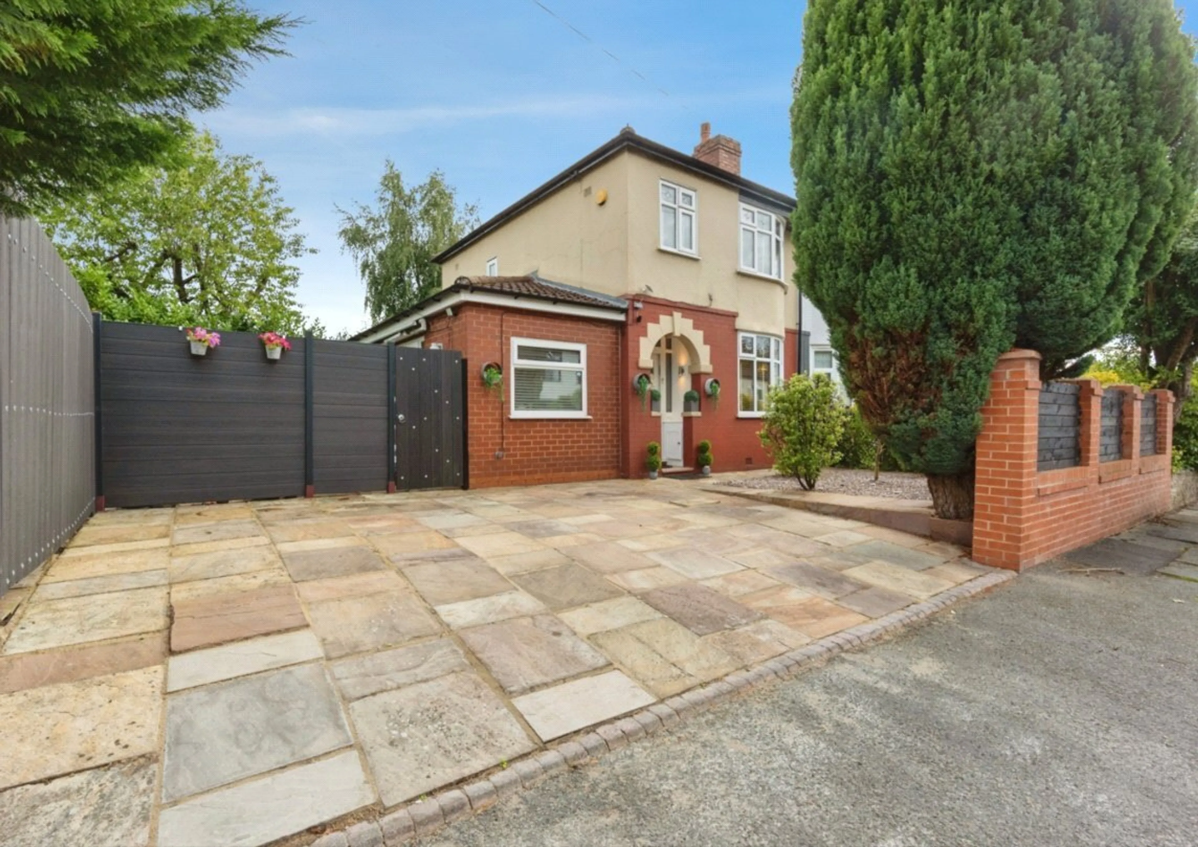 Property photo 0