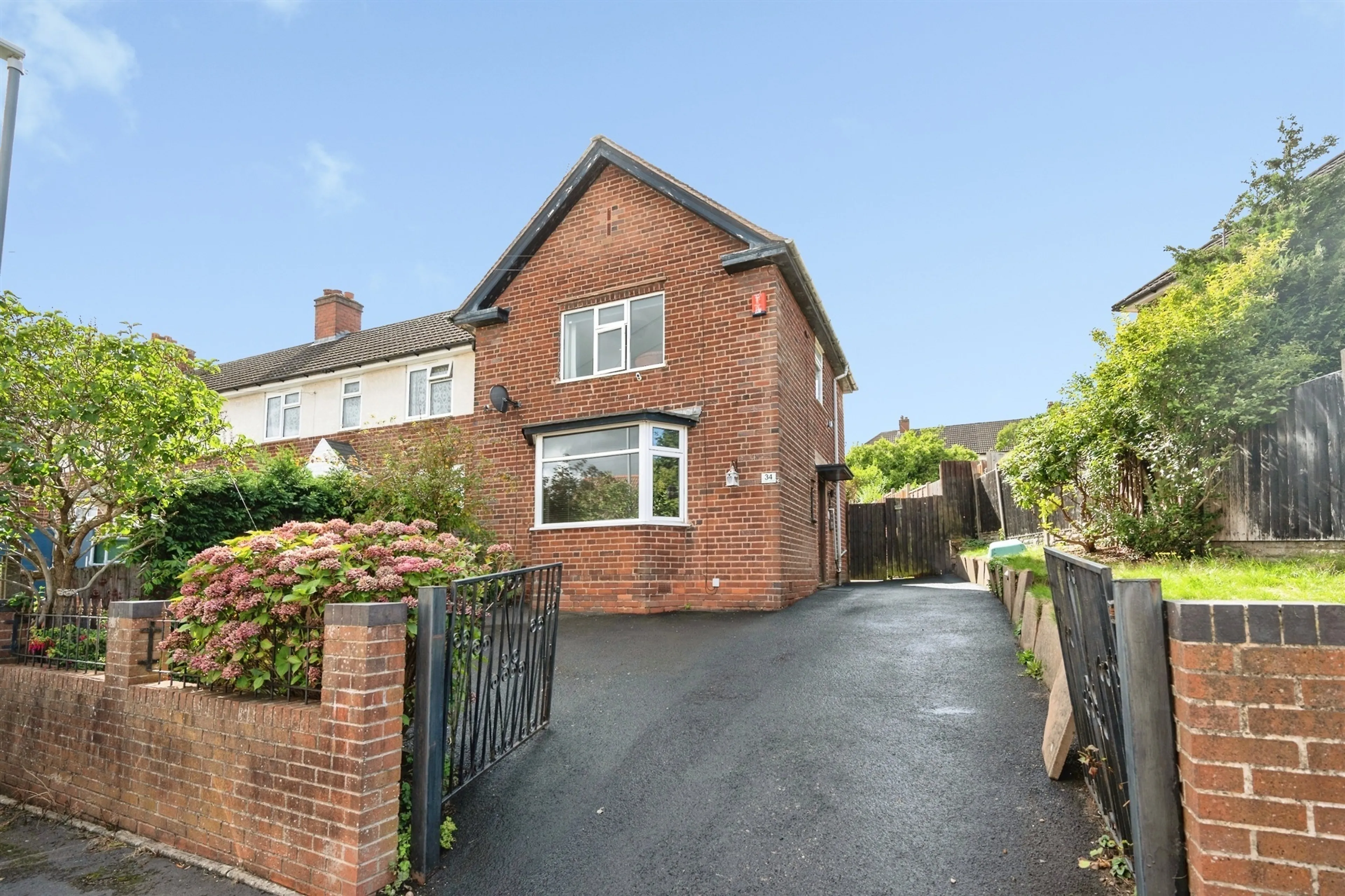 Property photo 0