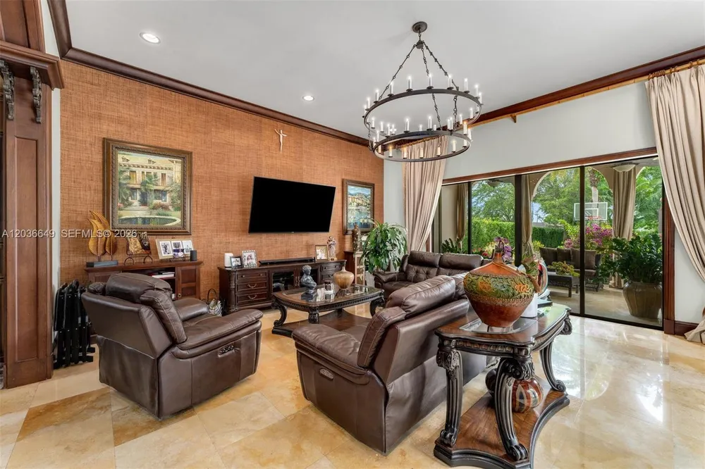 10270 SW 62nd St, Miami, FL 33173