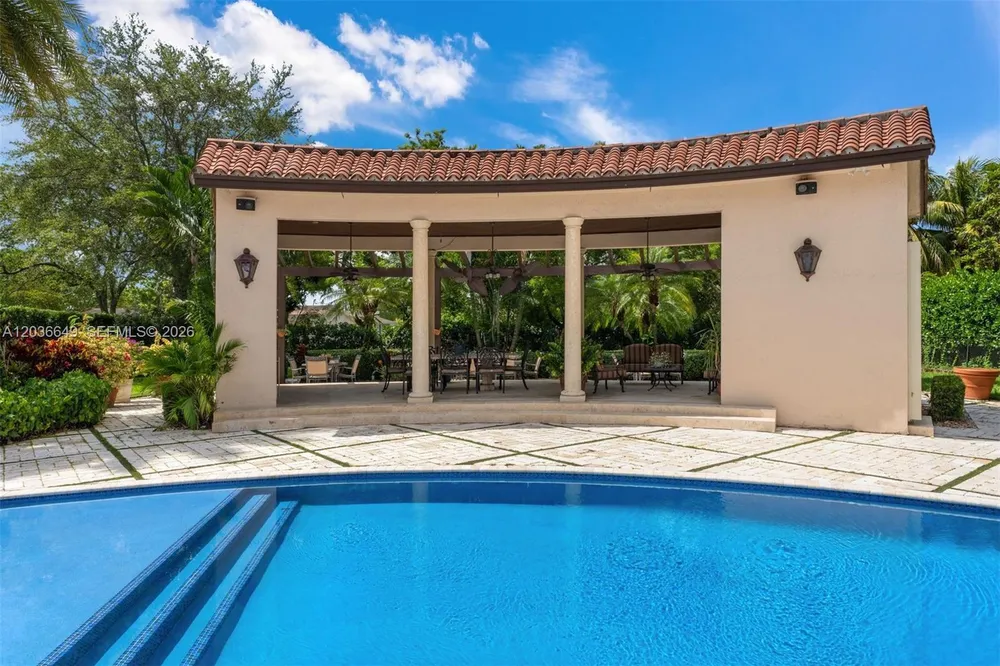 10270 SW 62nd St, Miami, FL 33173