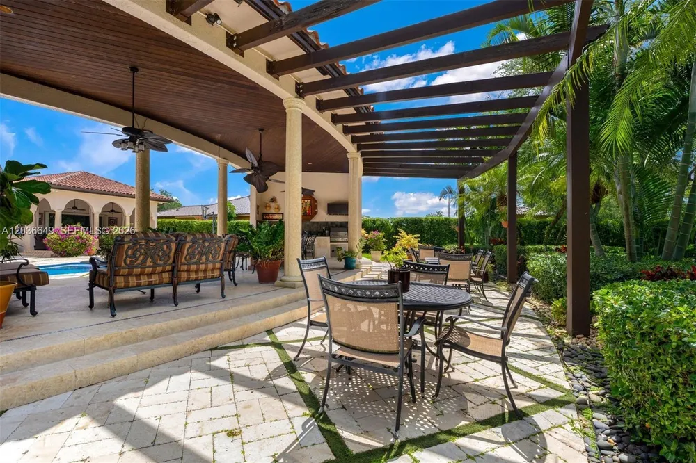 10270 SW 62nd St, Miami, FL 33173