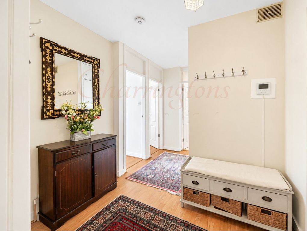 Gated Development  Spacious Two Bedroom Flat  For Sale   Hendon Hall Court  Parson Street NW4  Image 16