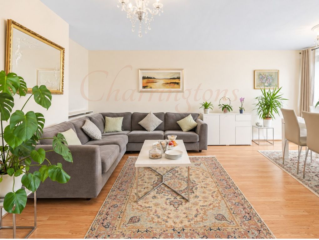 Gated Development  Spacious Two Bedroom Flat  For Sale   Hendon Hall Court  Parson Street NW4  Image 1
