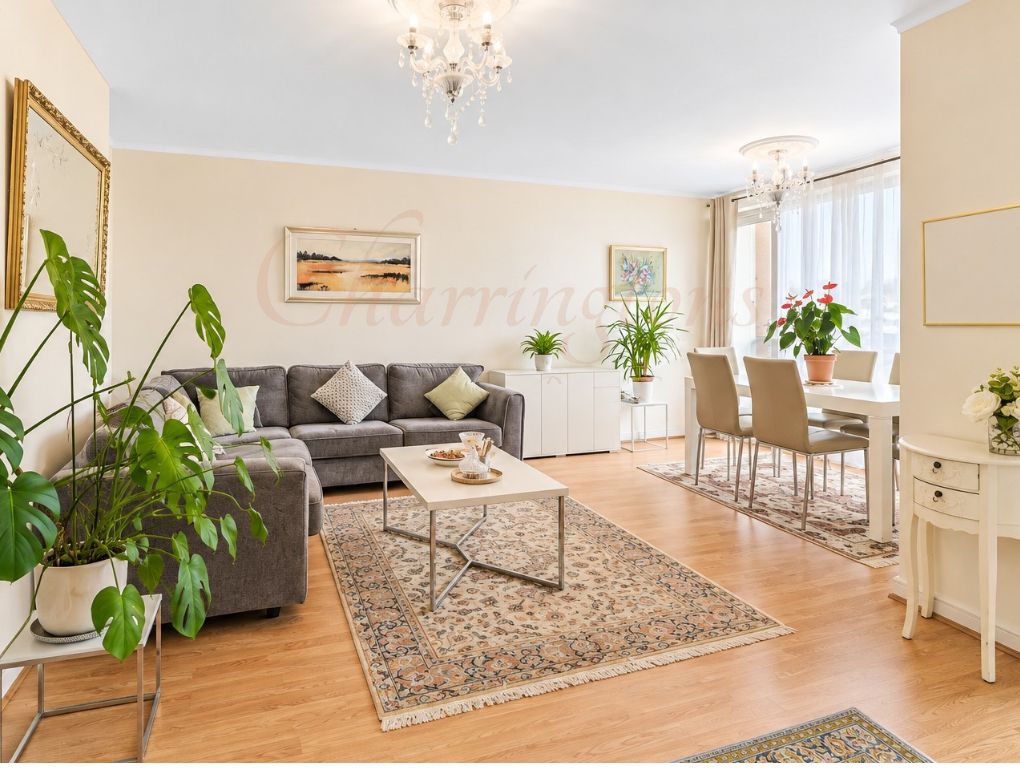 Gated Development  Spacious Two Bedroom Flat  For Sale   Hendon Hall Court  Parson Street NW4  Image 3
