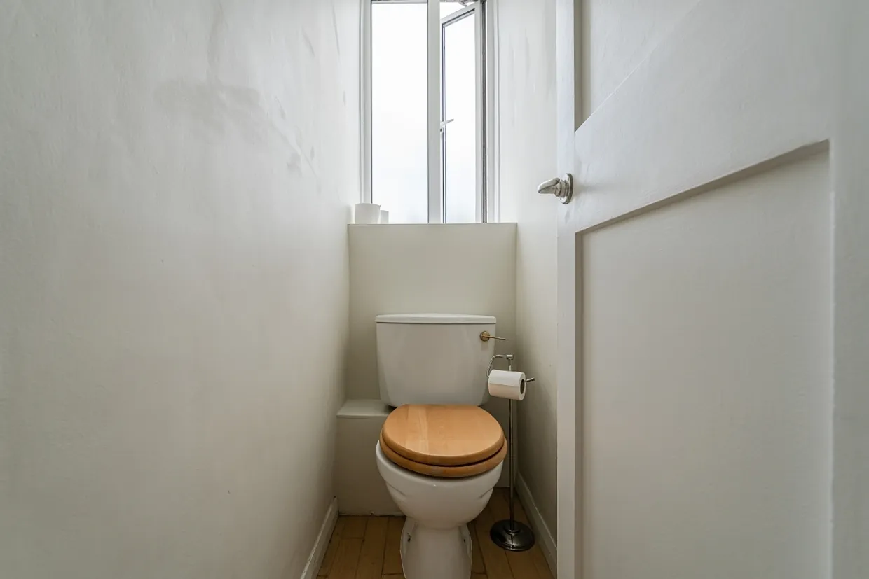 Churchill Gardens Pimlico SW1V photo 9
