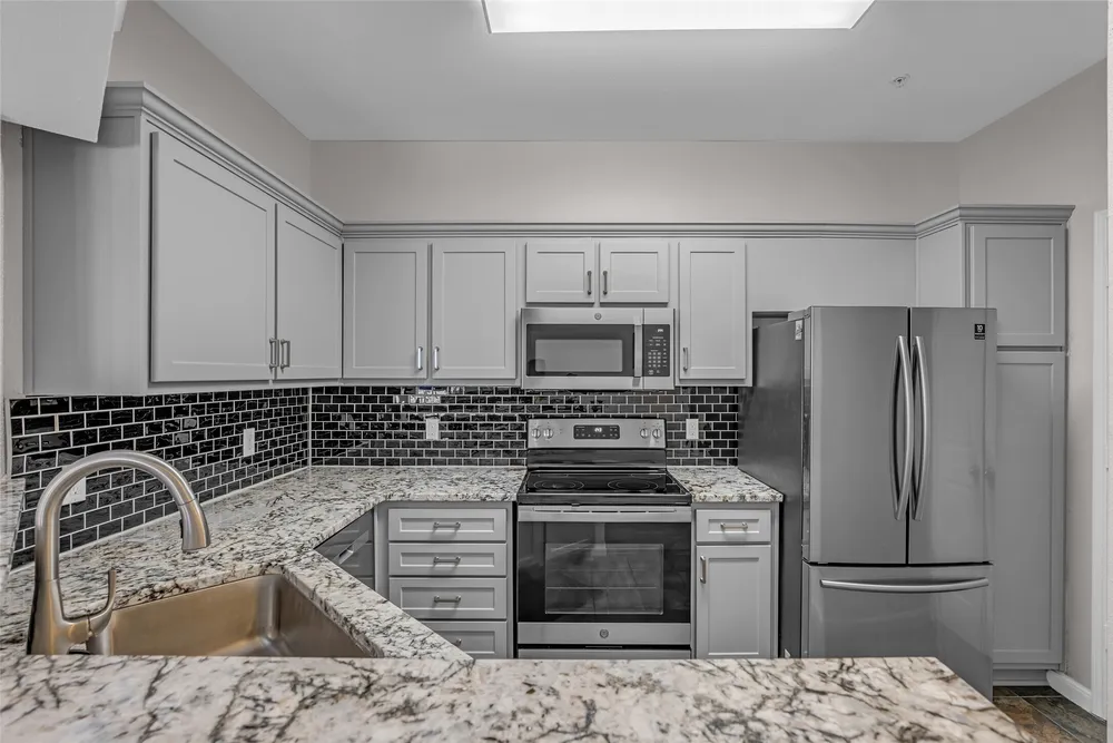 1330 Old Spanish Trail, Houston, TX 77054