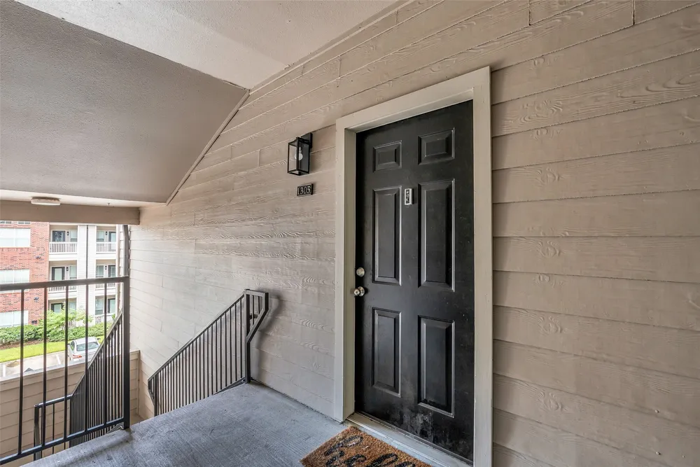 1330 Old Spanish Trail, Houston, TX 77054